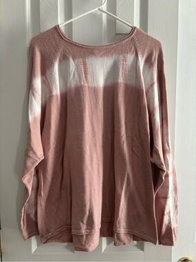 Women’s Long Sleeve Tie-Dye Pullover Sweater - Dusty Rose/White